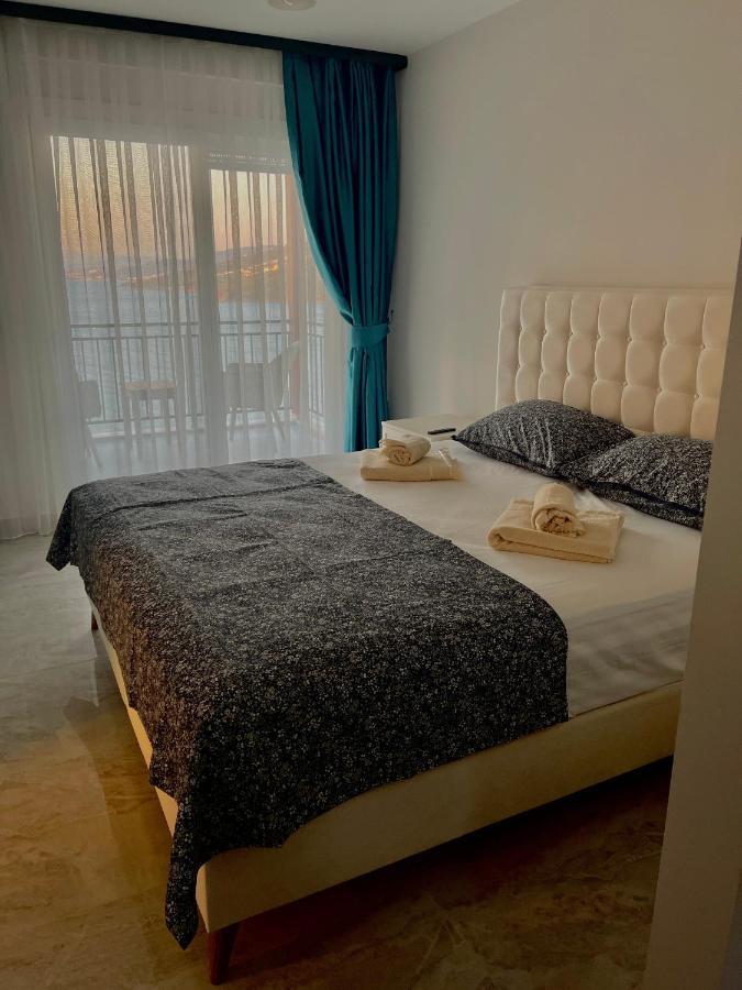 Beach Front Apartment Bogazici Esterno foto